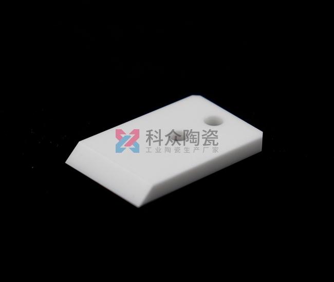 哪些因素會(huì)影響氧化鋯陶瓷韌性呢？（圖）